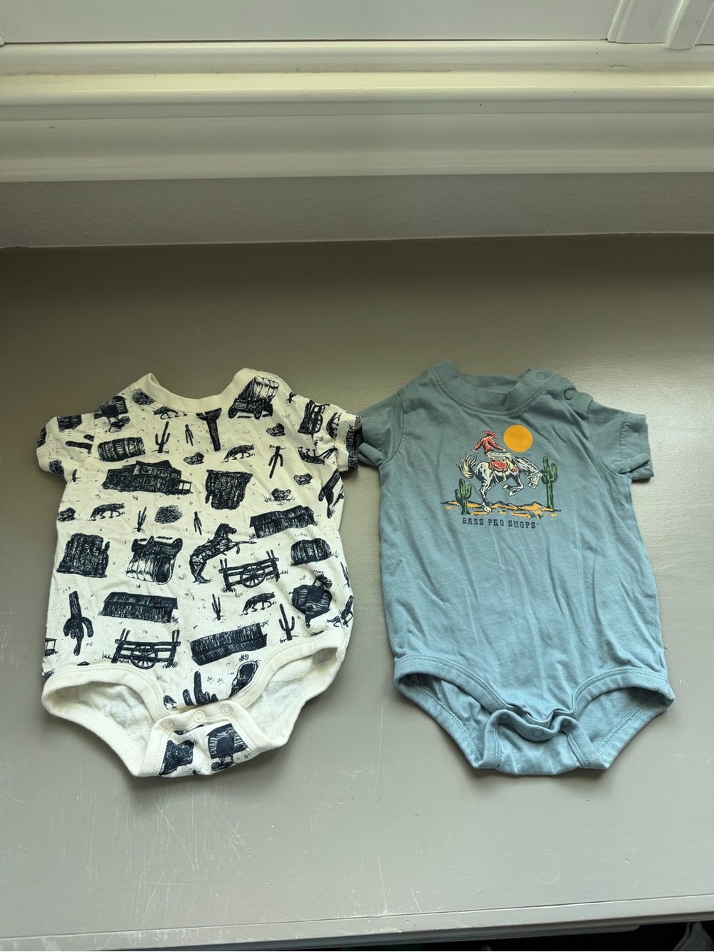Bass Pro Shops Blue Western Graphic Baby Bodysuit set